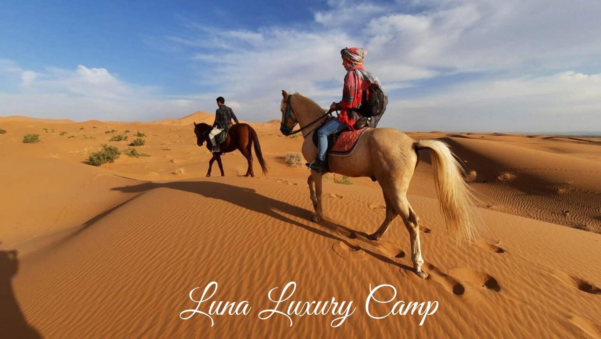 Luna Luxury Camp Hotel เมอร์ซูกา ภายนอก รูปภาพ